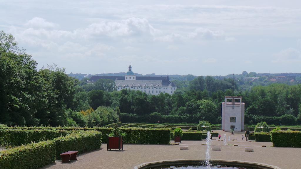 Hinter Dem Schloss Шлезвиг Экстерьер фото